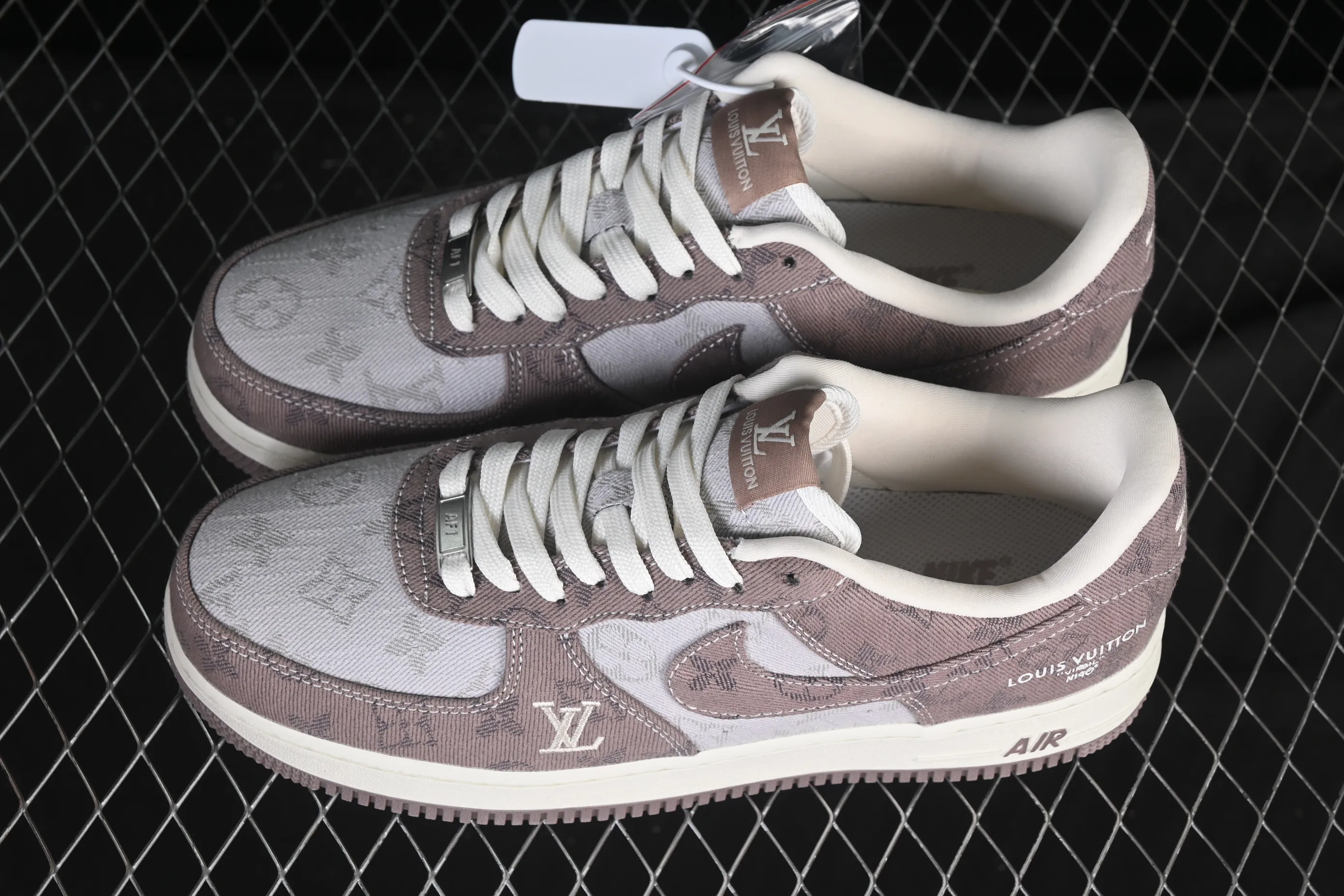 All categories Nk Air Force 1 Air Force series Nk Air Force 1 Low Air Force low-top Nike Air Force 1'07 Low LV joint gray Air Force 1 low-top casual sneakers YF9511-821